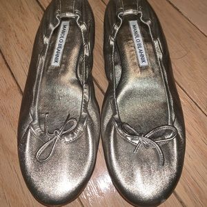 Manolo Blahnik 36 Gold Metallic Ballet Flats